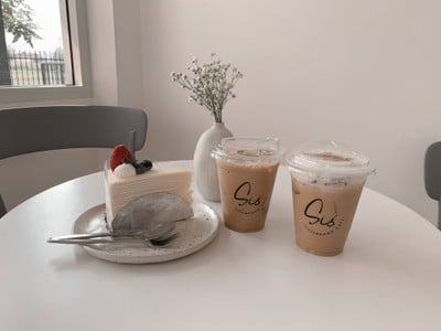 Sisterhood.cafe