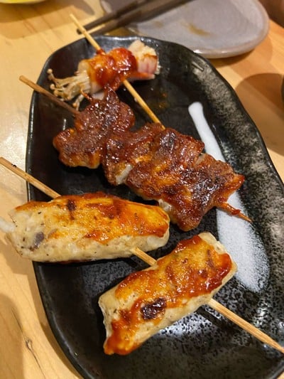 เบคอนพันเห็ดเข็มทอง