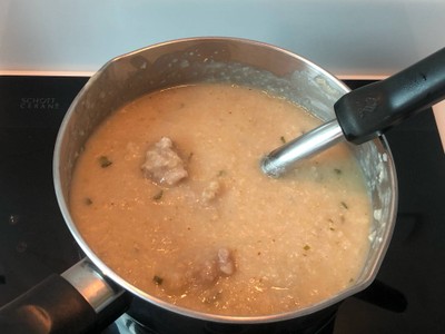 วิธีทำ โจ๊กหมูต้มยำกุ้ง วิธีทำ โจ๊กหมูต้มยำกุ้ง