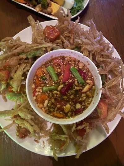 ส้มตำทอด