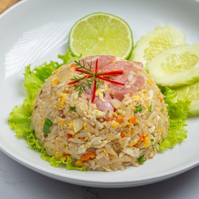 ข้าวผัดแหนม