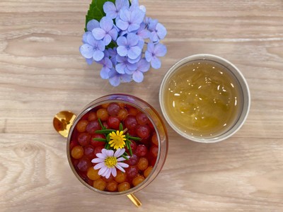 Black Bubble Juicies (Signature Drink)