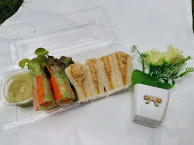 สลัดโรล+แซนด์วิช