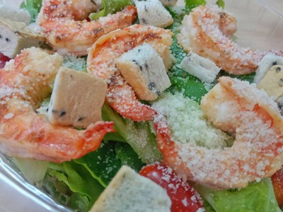 ซีซ่าร์สลัด กุ้งย่าง