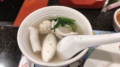 อาหาร หรือ เครื่องดื่ม