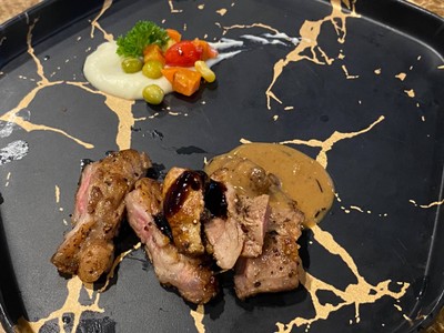 สเต็กแกะท็อปฟัวกราส์