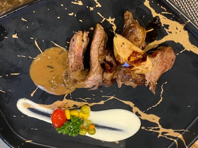 สเต็กแกะท็อปฟัวกราส์