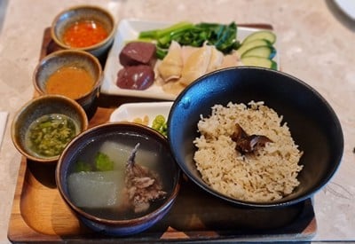 ข้าวมันไก่ออแกนิค