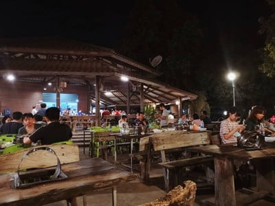 บรรยากาศ กอกก เนื้อย่าง