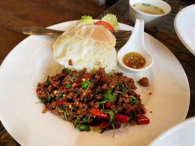 กระเพราะเนื้อไข่ดาว