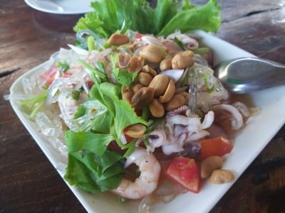 ยำเส้นแก้วทะเล