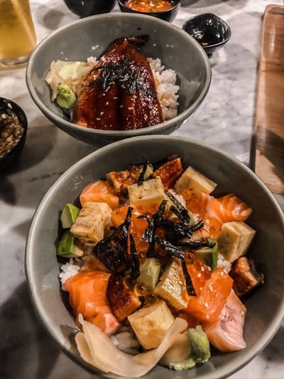 ข้าวหน้ารวมปลาดิบ 3 ชนิด