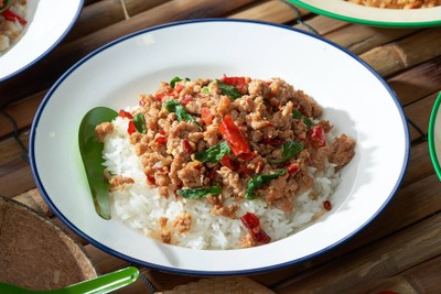 ข้าวผัดกะเพราดั้งเดิม