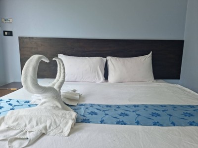 รับลมรีสอร์ท