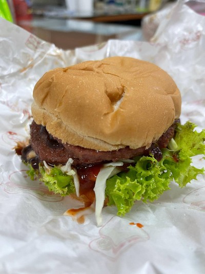 เบอร์เกอร์ดับเบิ้ลเนื้อ