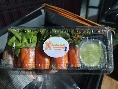 สลัดโรล น้ำจิ้มซีฟู้ด