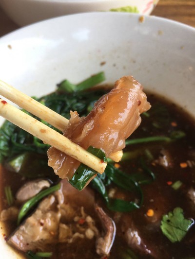 เกาเหลาเนื้อตุ๋นทุกอย่างพิเศษ