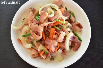 วิธีทำ เบคอนผัดน้ำมันหอย