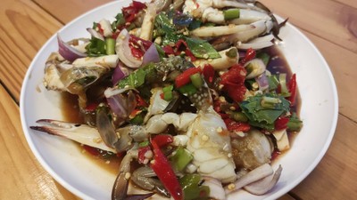 ฟาดยำ ฟาดยำแปดริ้ว