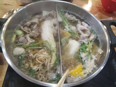 อาหาร หรือ เครื่องดื่ม