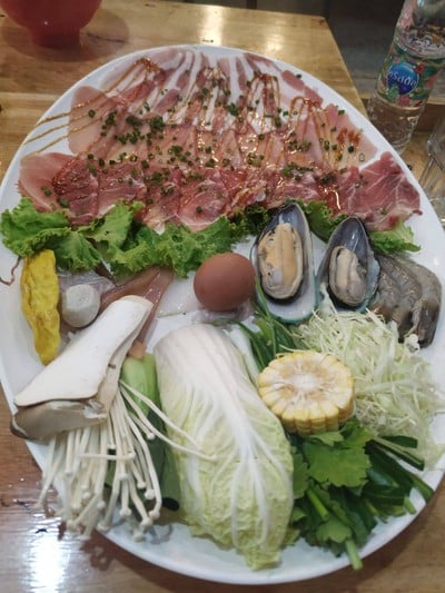 อาหาร หรือ เครื่องดื่ม