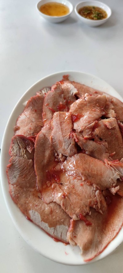 หมูแดง