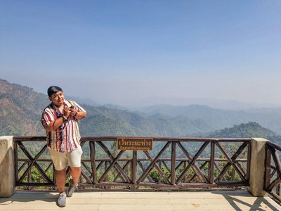 จุดชมวิว เขาช้างเผือก แดดดี แต่ลมดีกว่ามาก