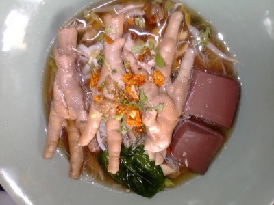 อาหาร หรือ เครื่องดื่ม