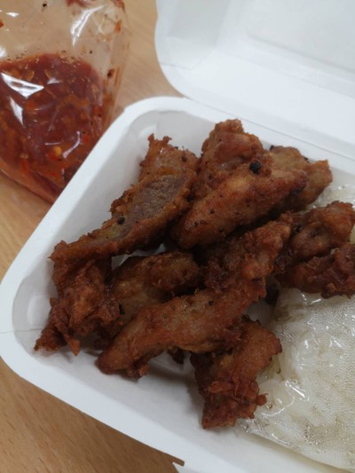หมูทอดเบรกแตก ( ร้านหมูทอดเบรกแตก)