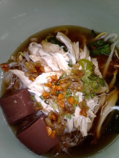 ก๋วยเตี๋ยวไก่ฉีก