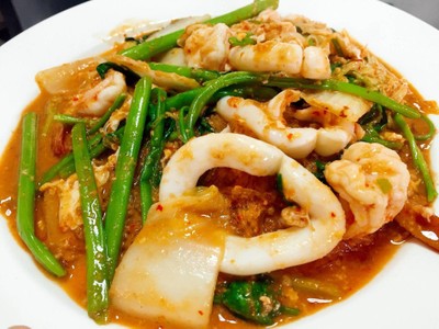 สุกี้แห้งรวมมิตร