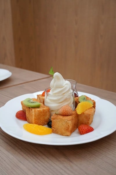 Mr.Sugi Toast with Soft Cream