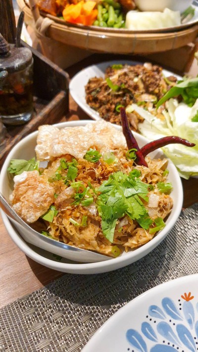 ตำขนุน