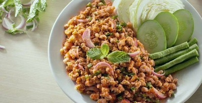 ลาบ(เป็นกับข้าว)