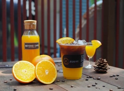 เมนูของร้าน BEYOND CAFE (บียอนด์ คาเฟ่ กาแฟ เค้ก) สาขาสนามกีฬาเวสสุวรรณ
