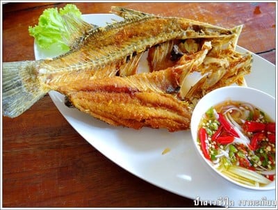 ปลากระพงทอดน้ำปลา