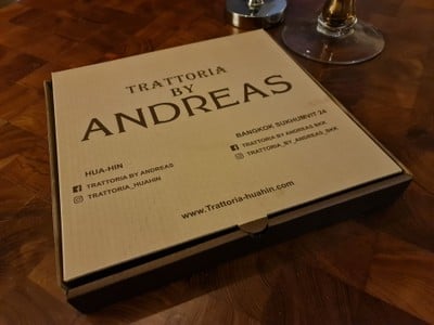 Pizza Chef (stuffed with Parma ham, black truffle, mascarpone)
