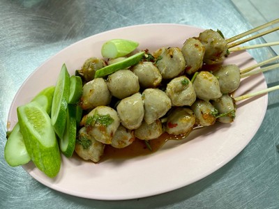 ลูกชิ้นย่าง
