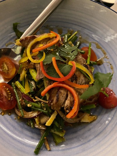 ยำเนื้อย่าง