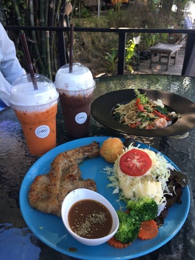 Aliv Cafe กำแพงแสน จ.นครปฐม