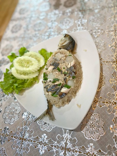 ข้าวผัดปลาทูแมว