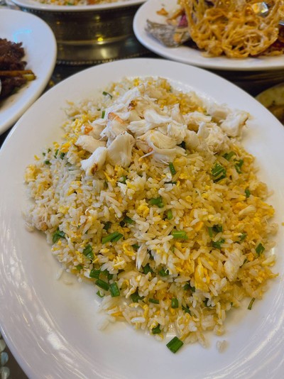 ข้าวผัดปู