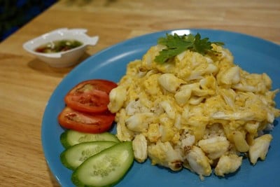 ข้าวไข่ข้นปู