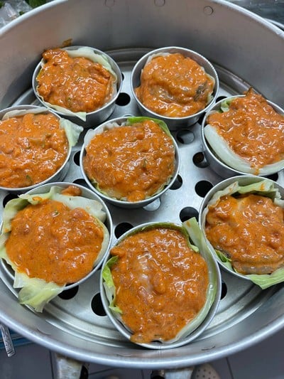 วิธีทำ ห่อหมกกุ้งปลาหมึกในถ้วยกะหล่ำปลี  วิธีทำ ห่อหมกกุ้งปลาหมึกในถ้วยกะหล่ำปลี