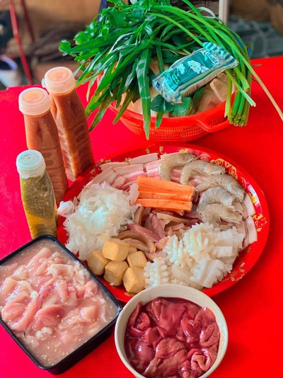 หมูจุ่ม.