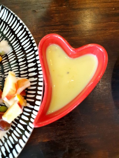 น้ำสลัดกีวี่