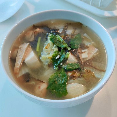 แกงจืดเต้าหู้สาหร่าย