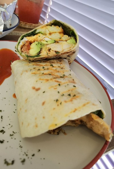 อาหาร หรือ เครื่องดื่ม