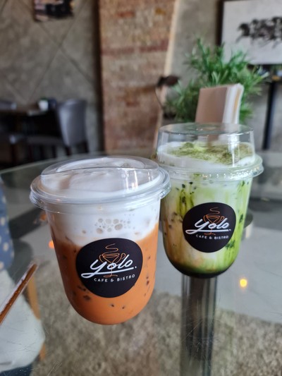 อาหาร หรือ เครื่องดื่ม