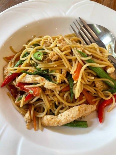 สปาเก็ตตี้ขี้เมาไก่